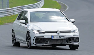 Volkwagen Golf GTI facelift – front