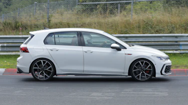 Volkwagen Golf GTI facelift – side