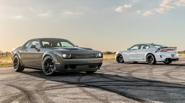 Dodge Challenger and Charger Last Stand – front