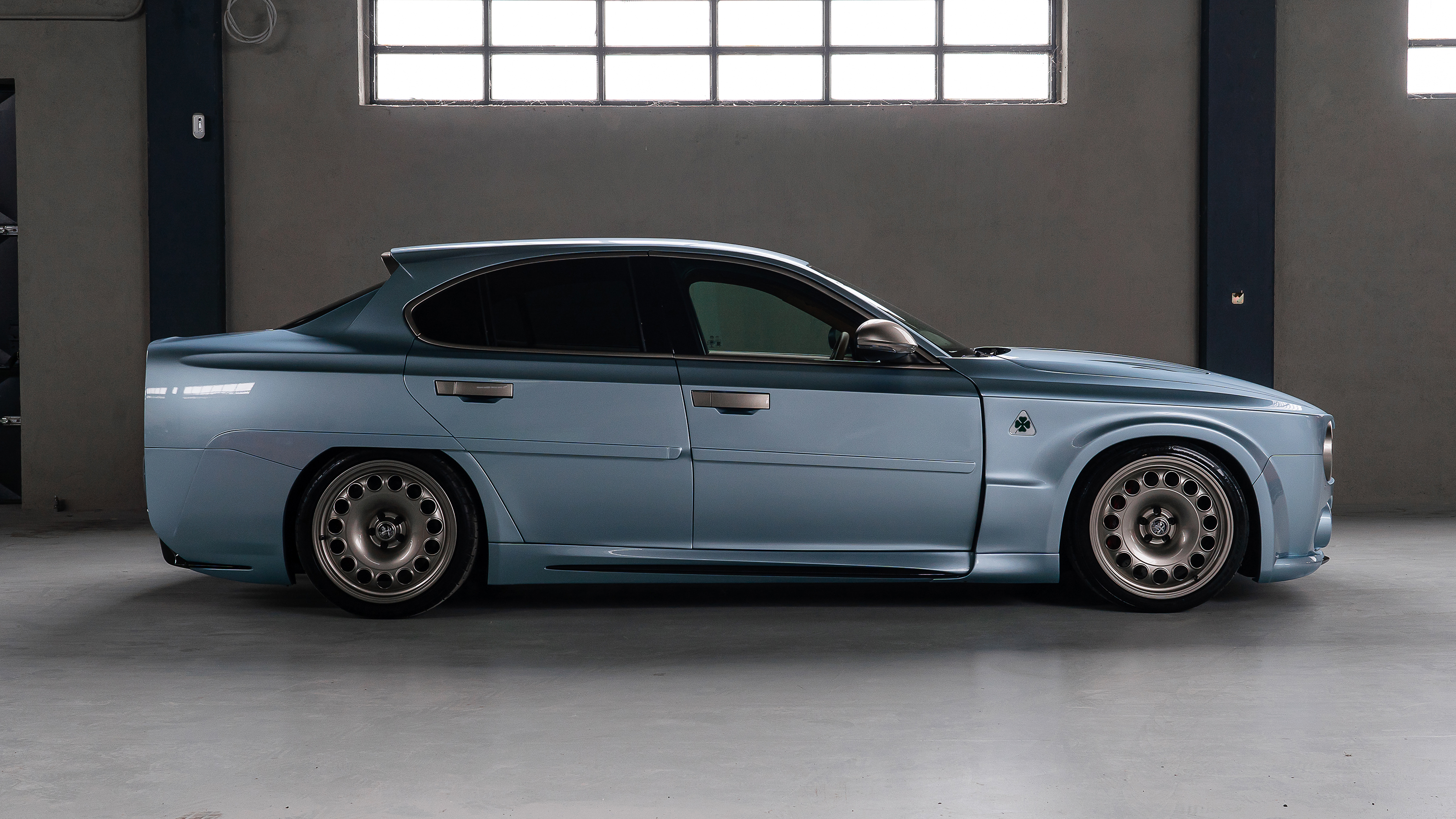 ErreErre Fuoriserie Alfa Romeo Giulia – side
