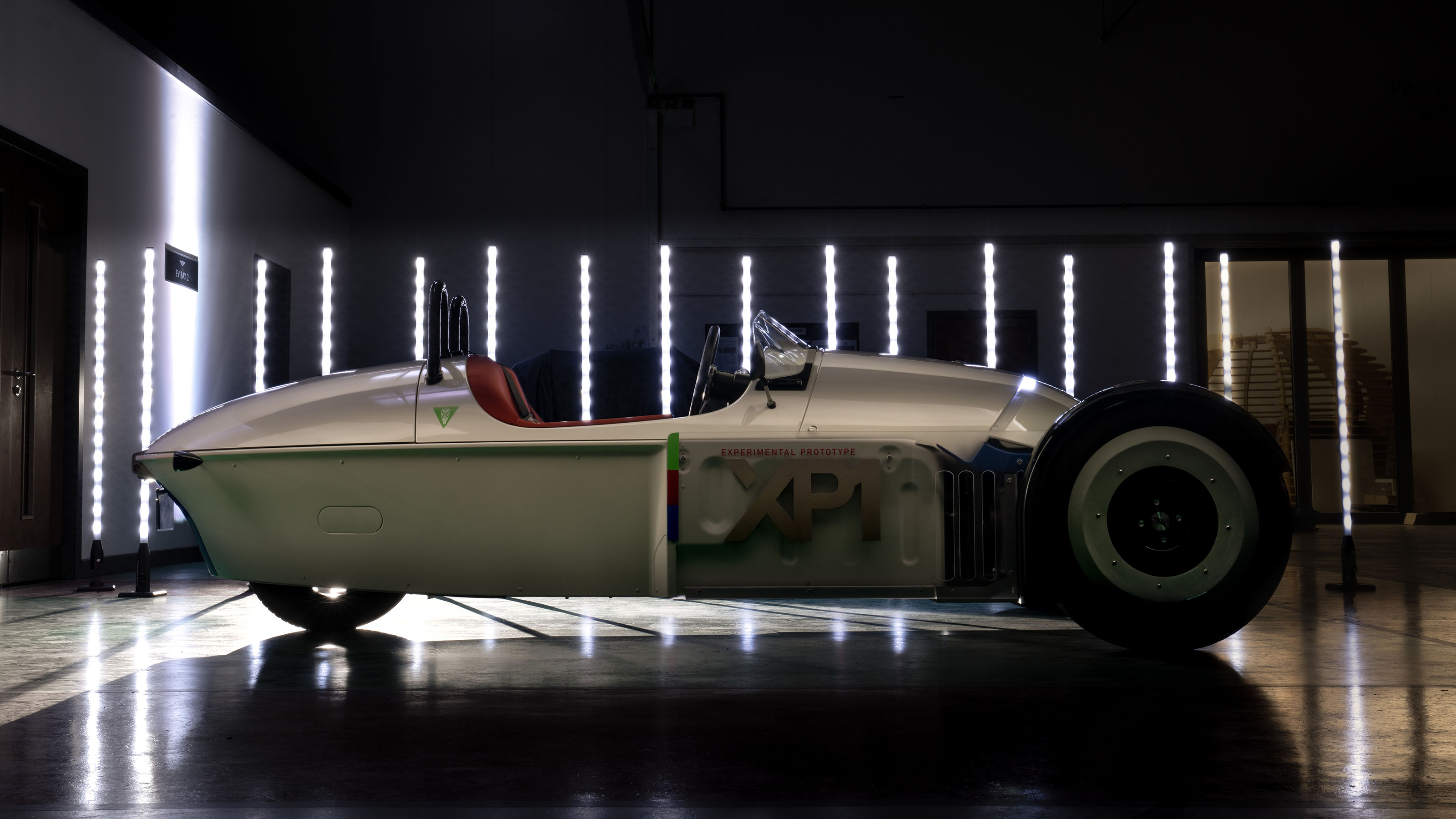 Morgan XP-1 – side