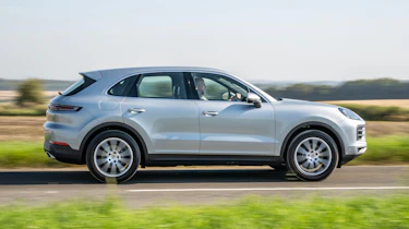 Porsche Cayenne – side