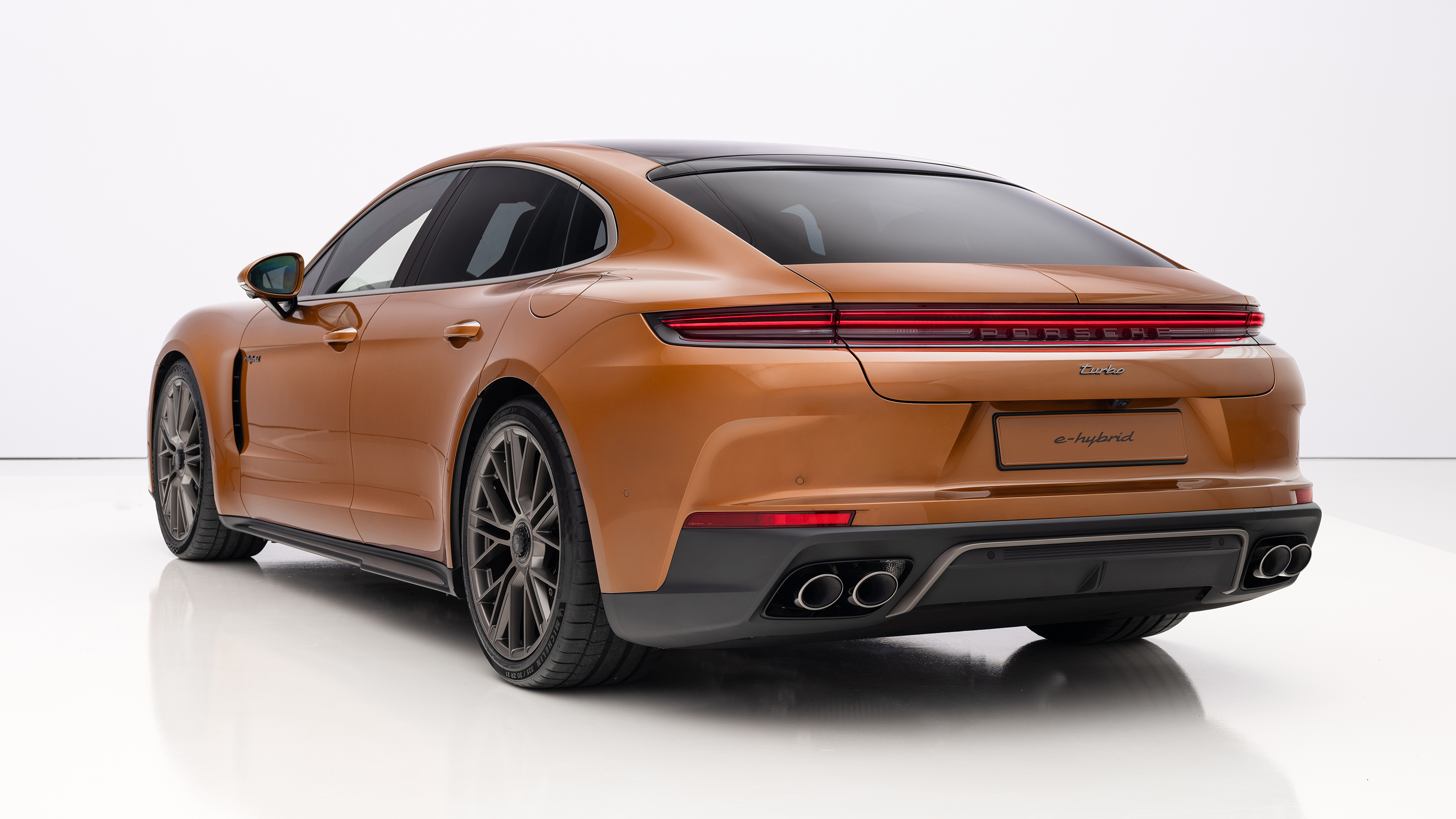 Porsche Panamera – rear