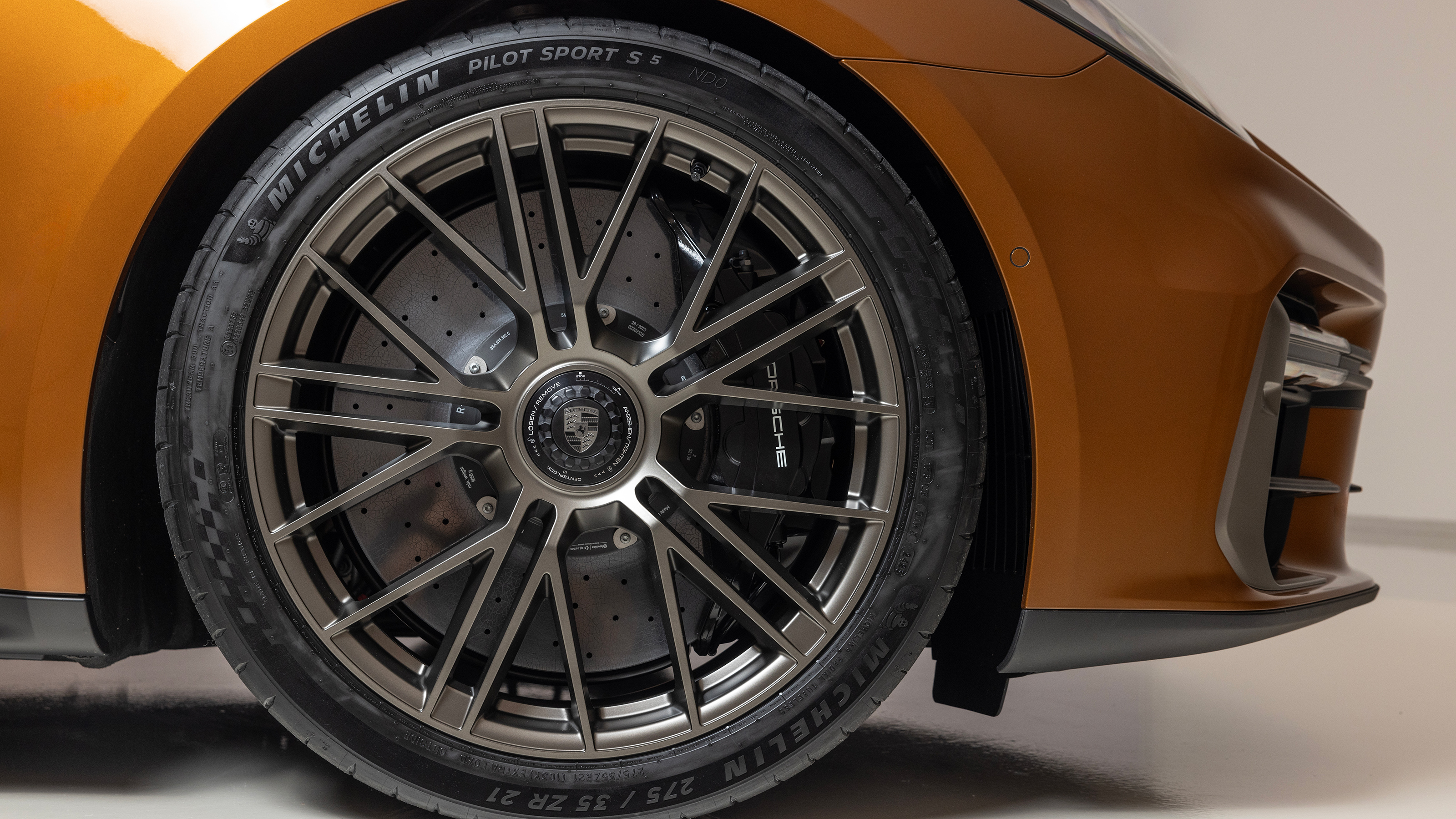 Porsche Panamera – wheel