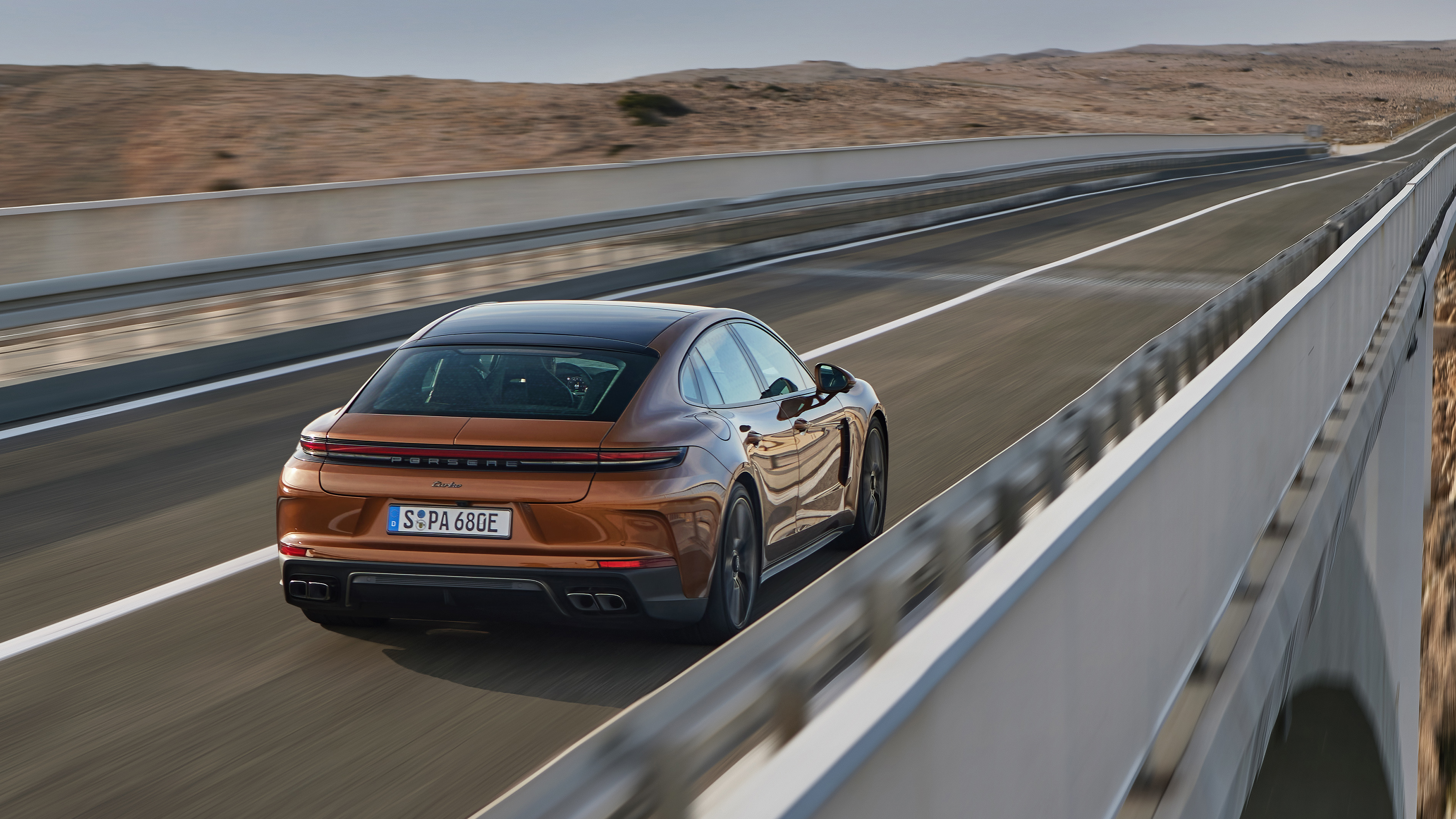Porsche Panamera – rear