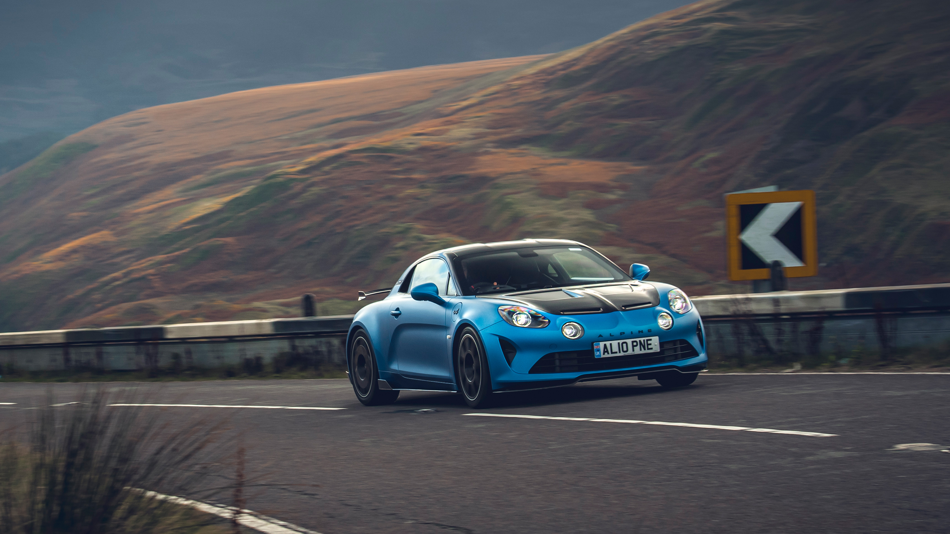 Alpine A110 R – front