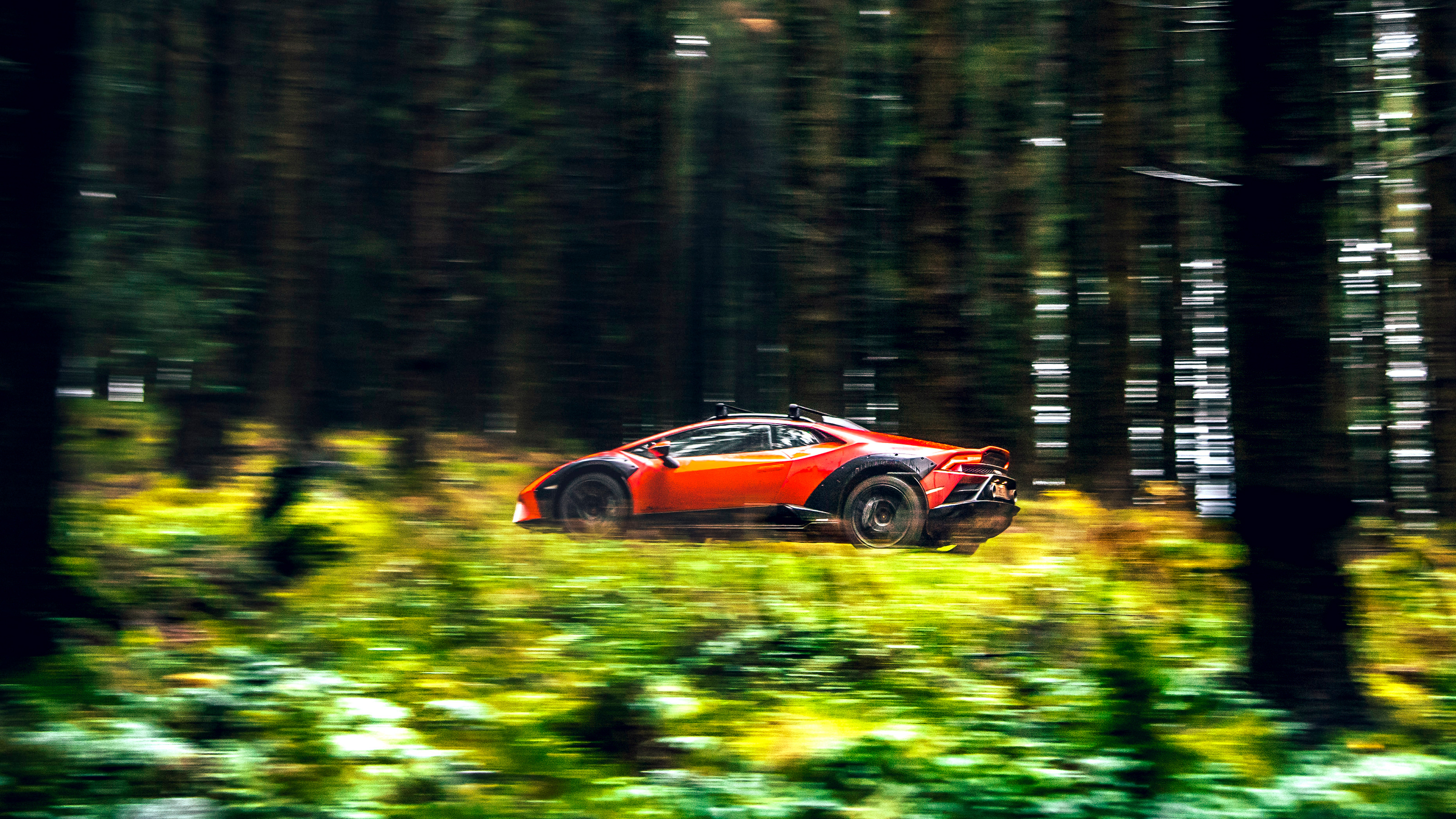 Lamborghini Huracán Sterrato – side
