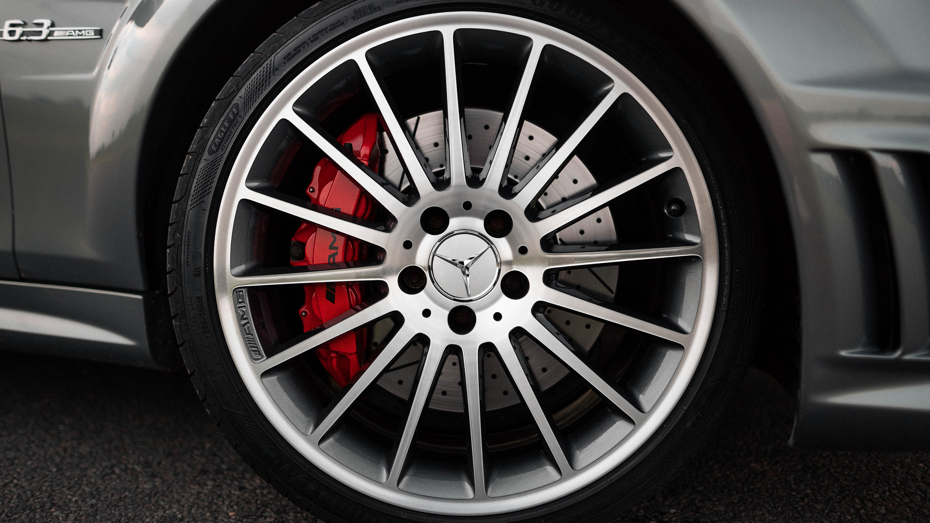 W204 Mercedes-Benz C63