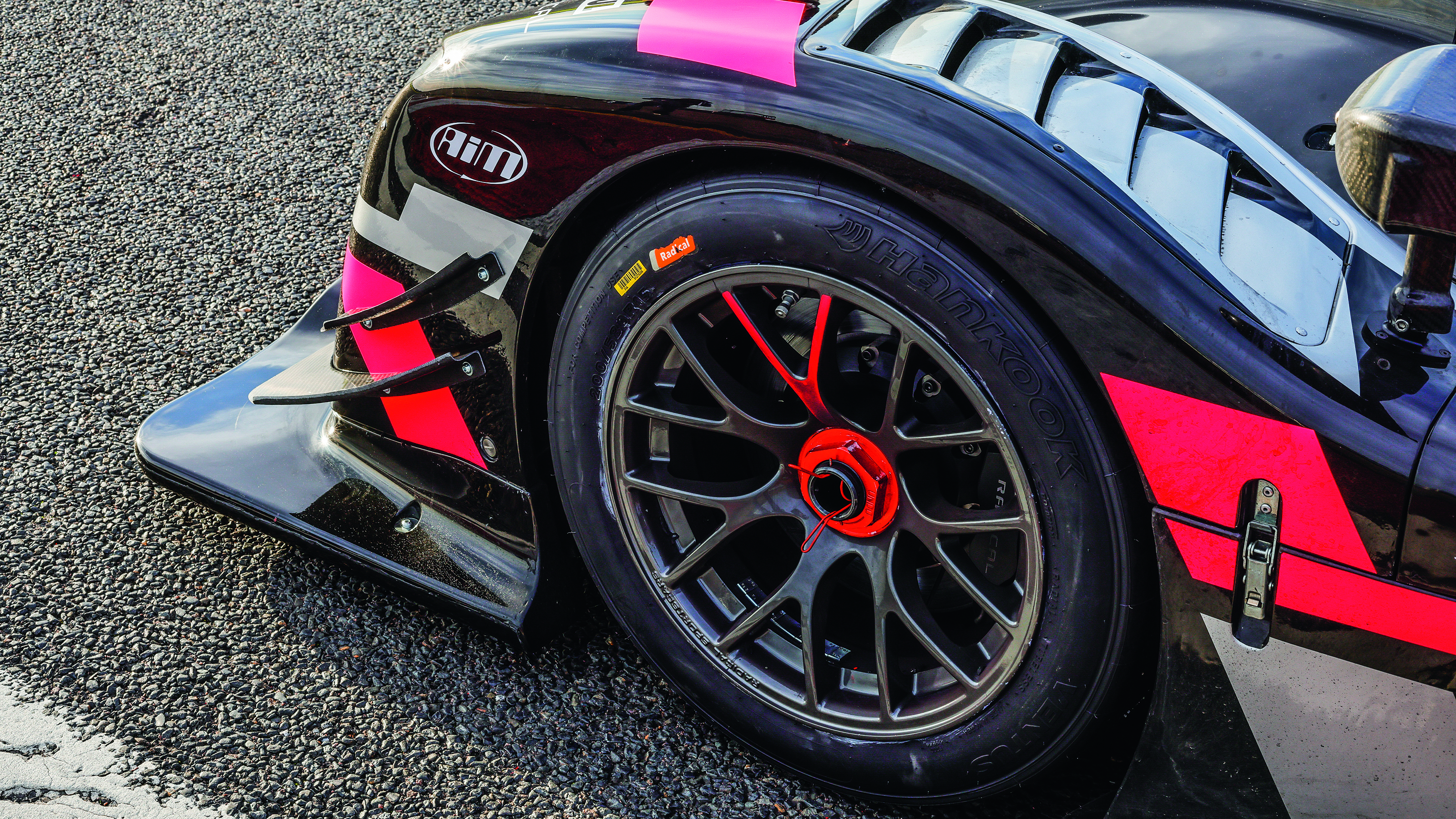 Radical SR10