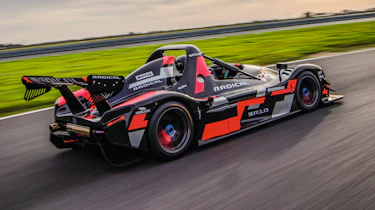 Radical SR10