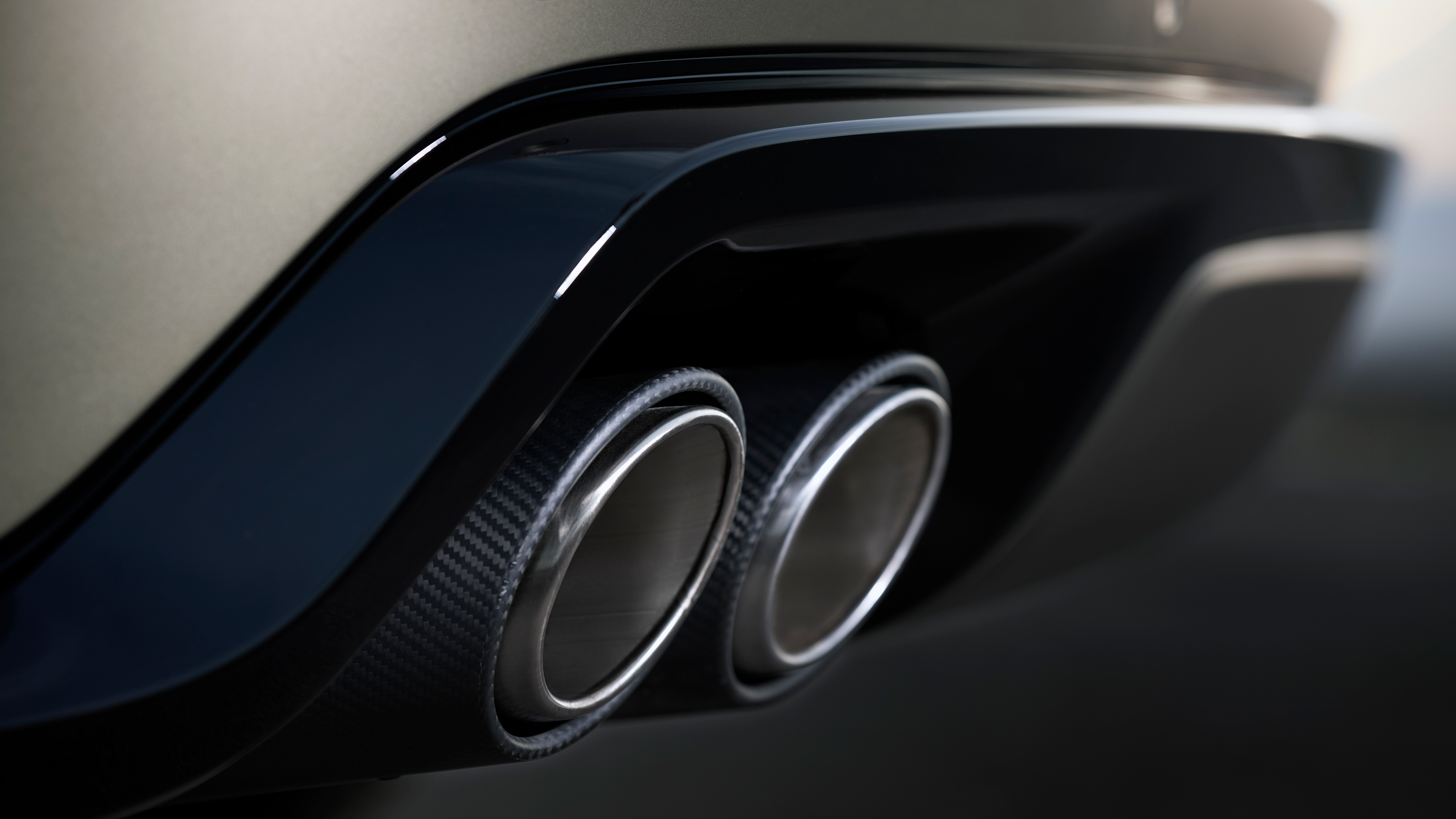 Range Rover Sport SV – exhaust