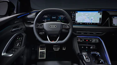 Audi SQ5 driver's view