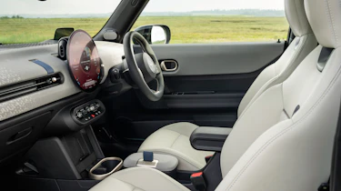 Mini Cooper S – interior