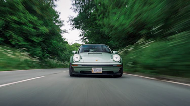 Singer 911 Turbo – front