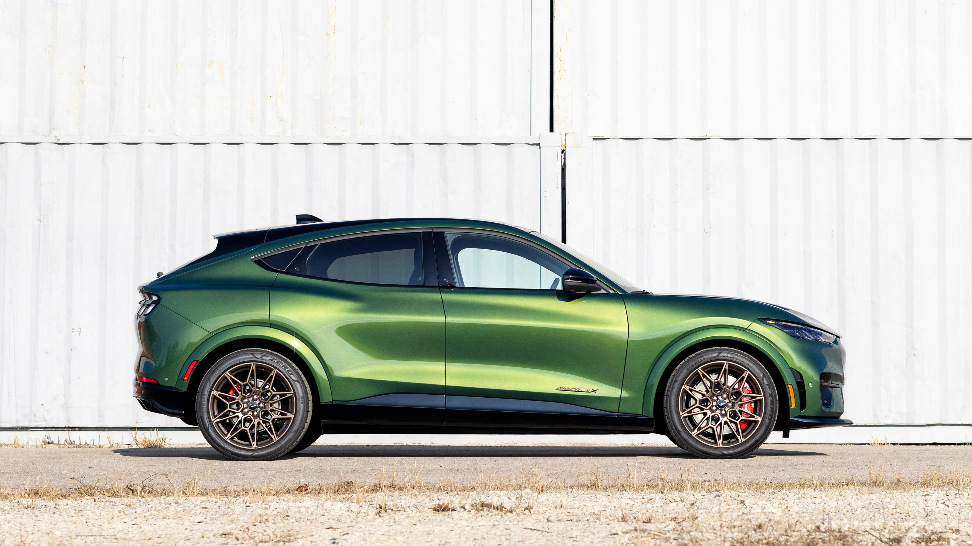 Ford Mustang Mach-E GT – side