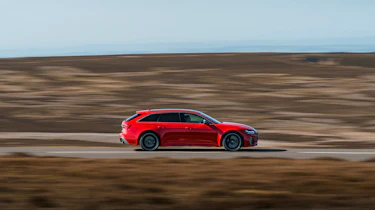 Audi RS6 Performance – side