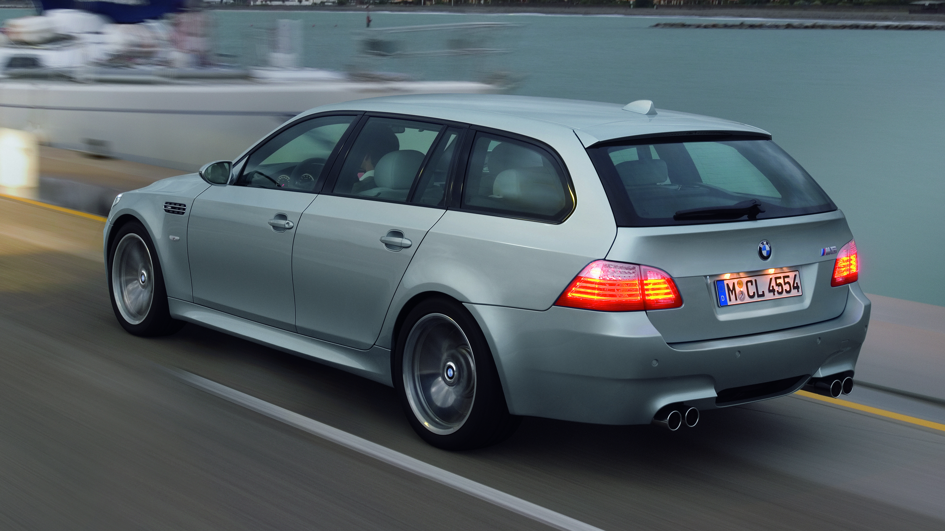 BMW M5 Touring E61