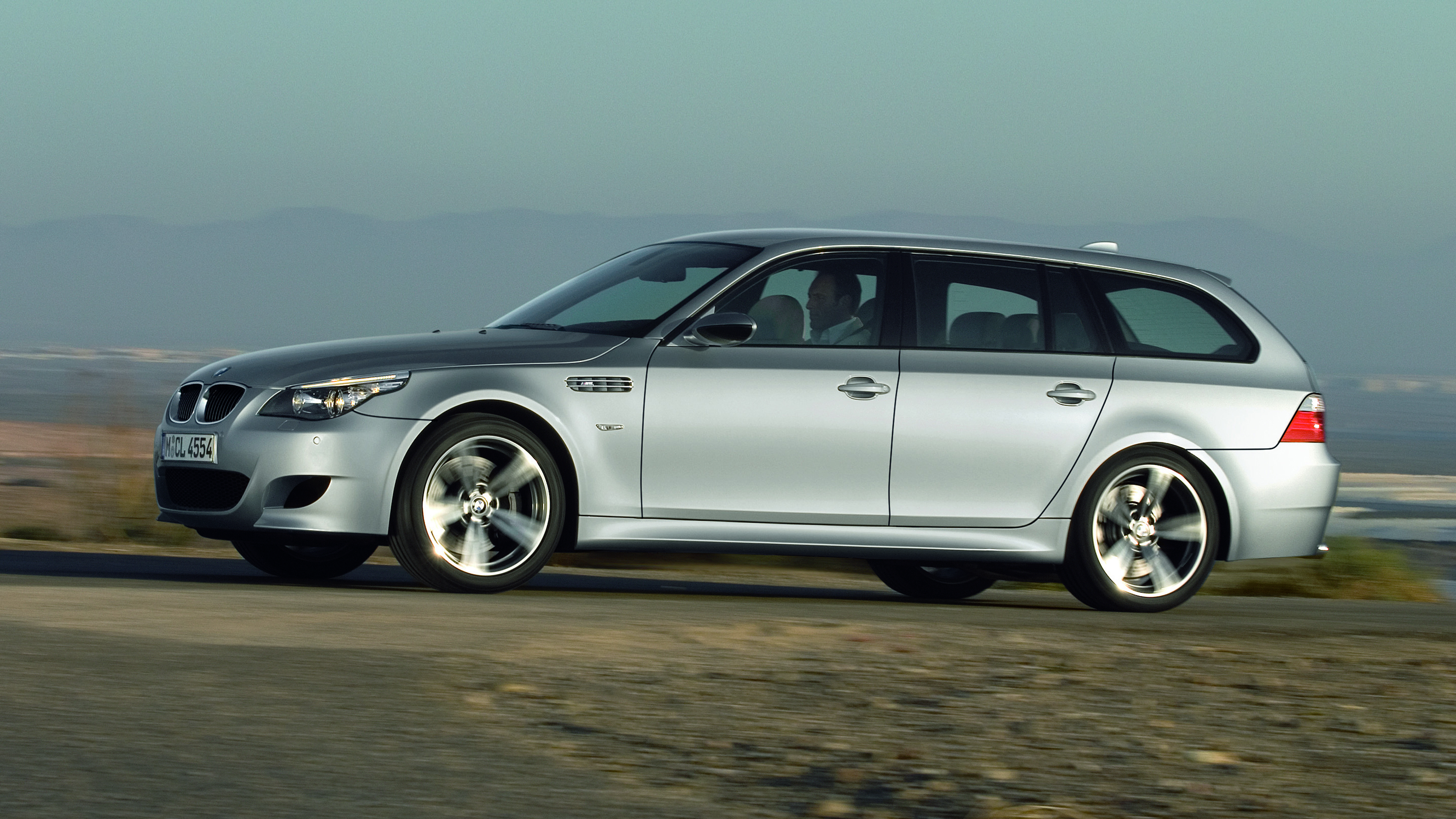 BMW M5 Touring E61