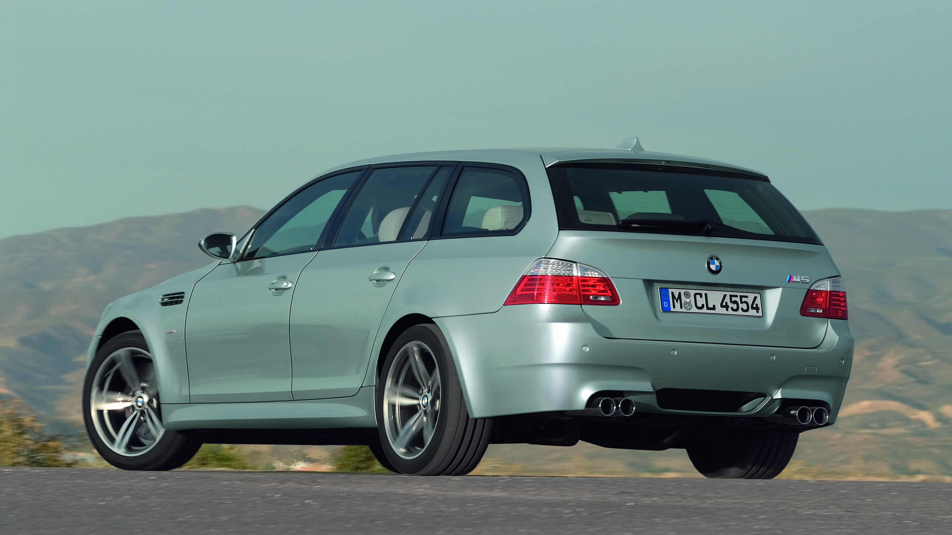 BMW M5 Touring E61