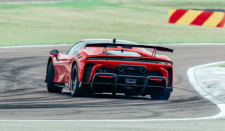 Ferrari SF90 XX Stradale – rear