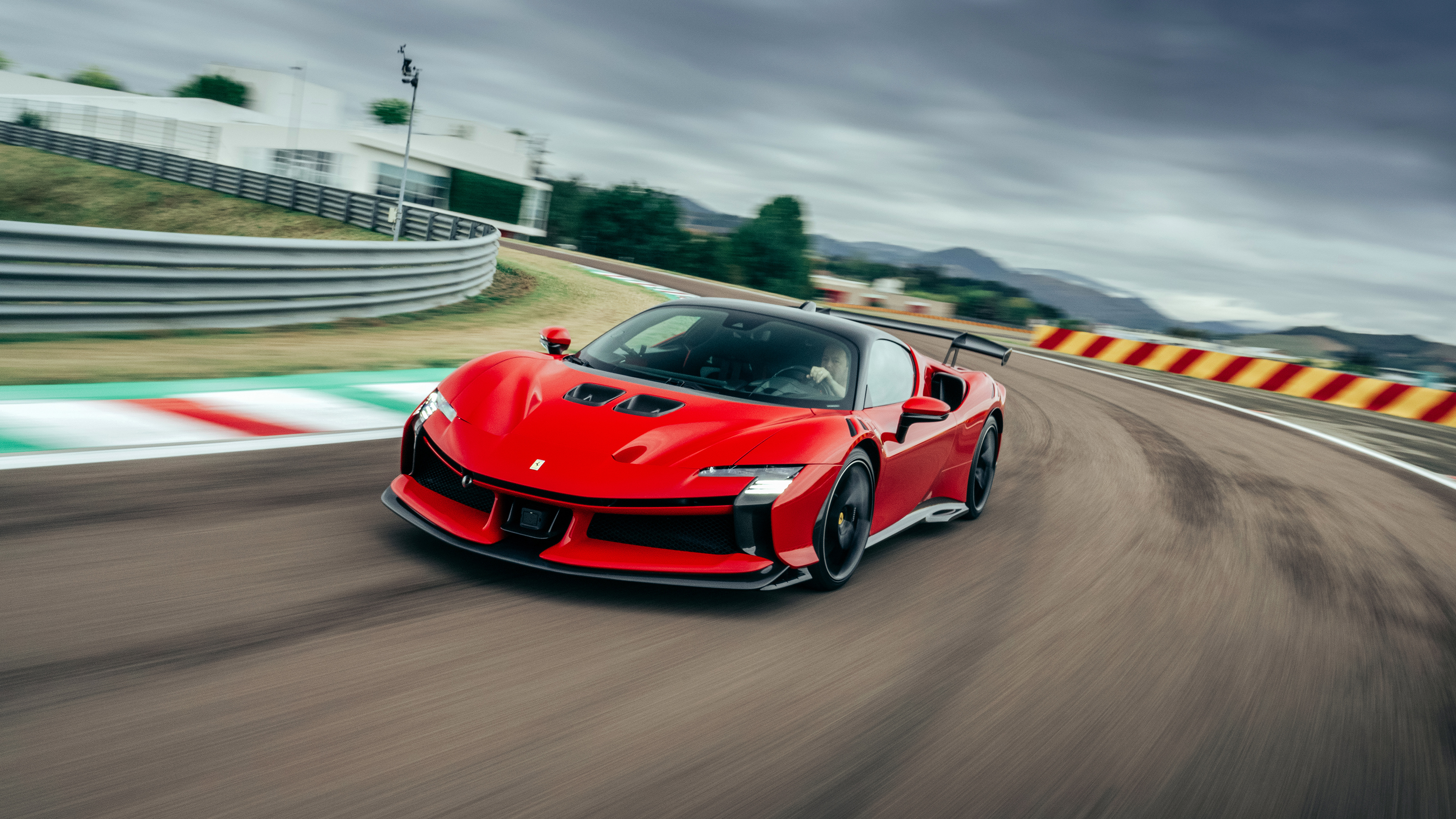 Ferrari SF90 XX Stradale – front