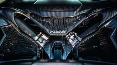 Honda NSX v Porsche 718 Spyder