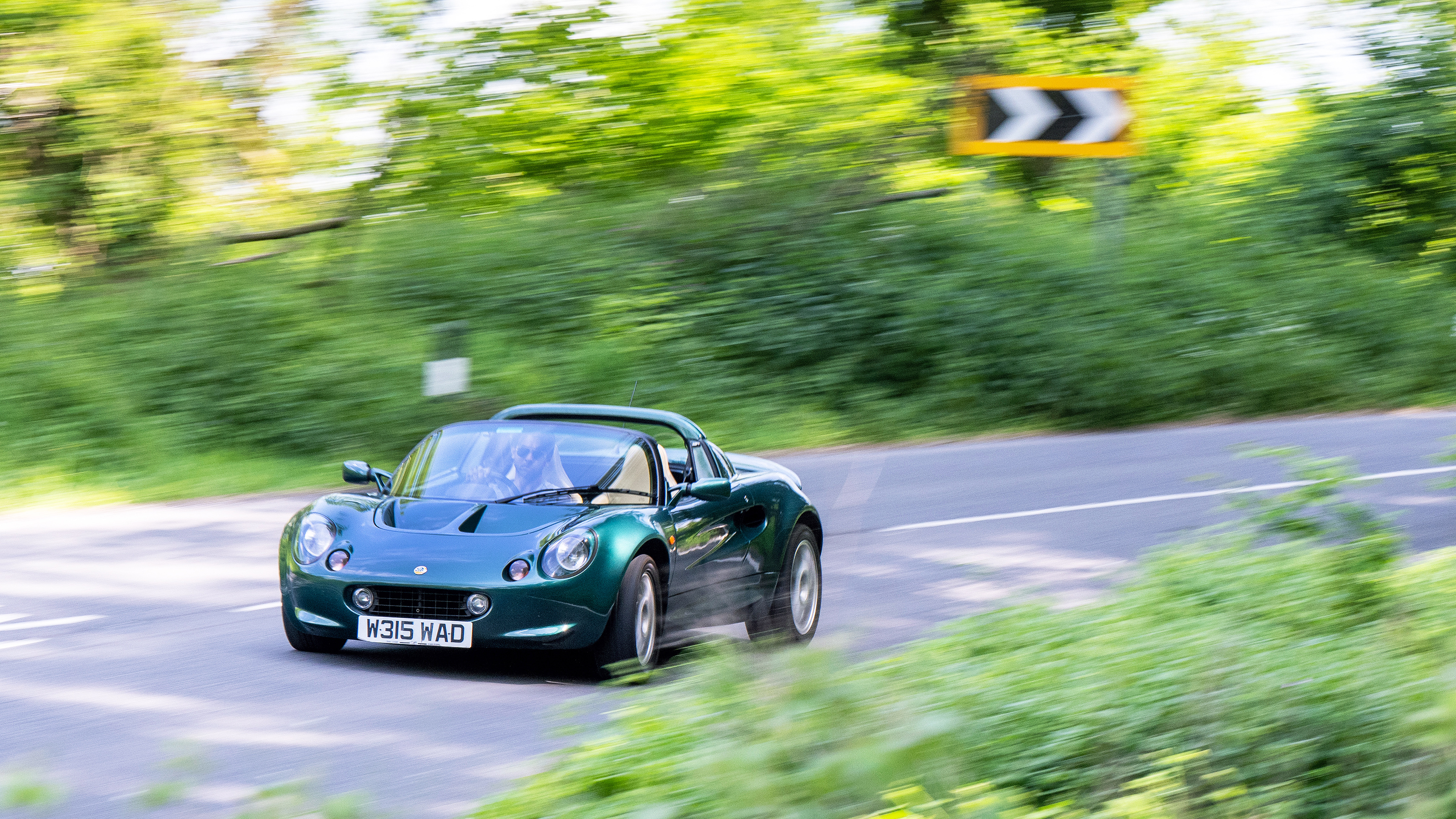 Lotus Elise S1 – front