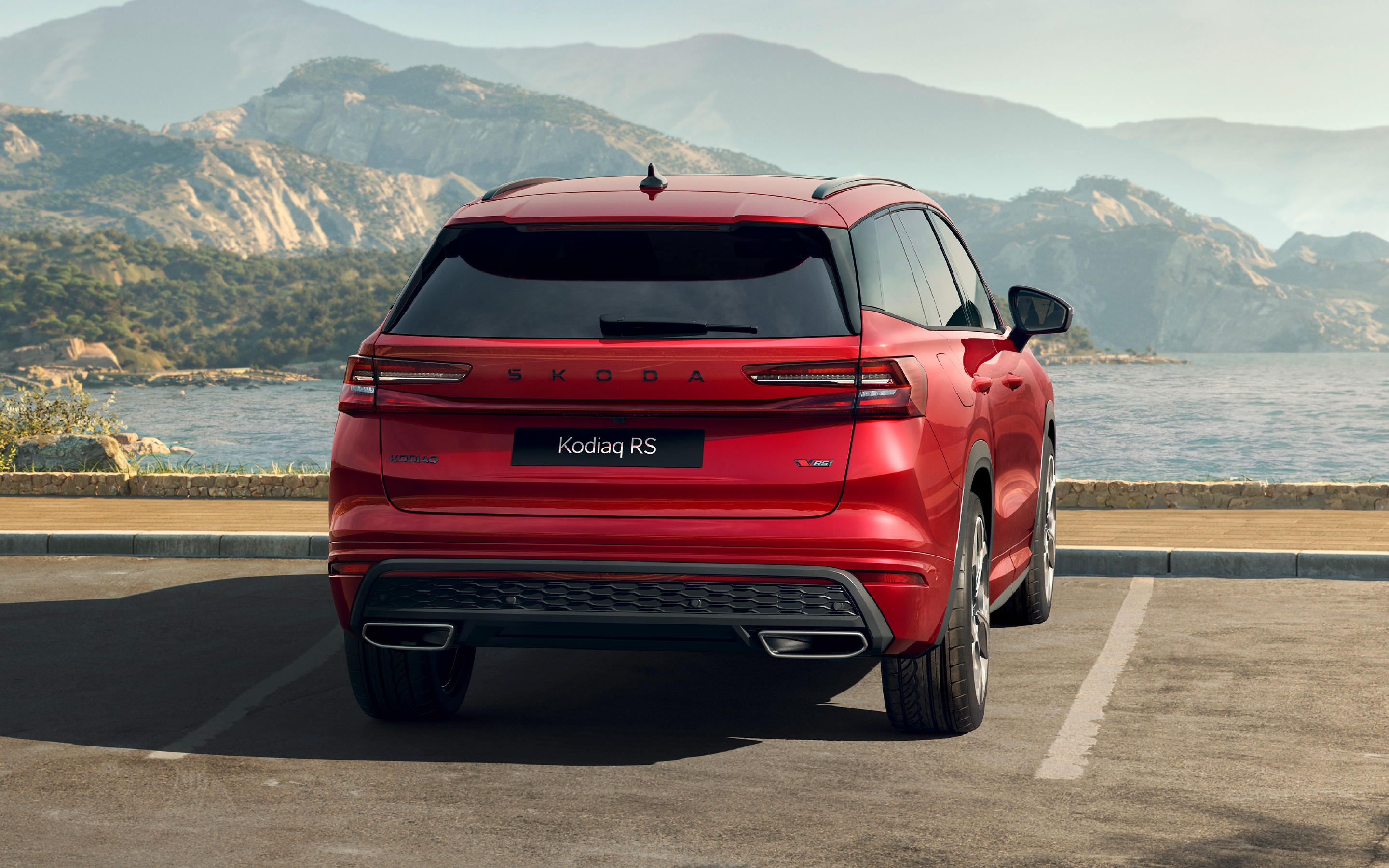 Skoda Kodiaq vRS front rear