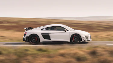 Audi R8 V10 GT RWD – side