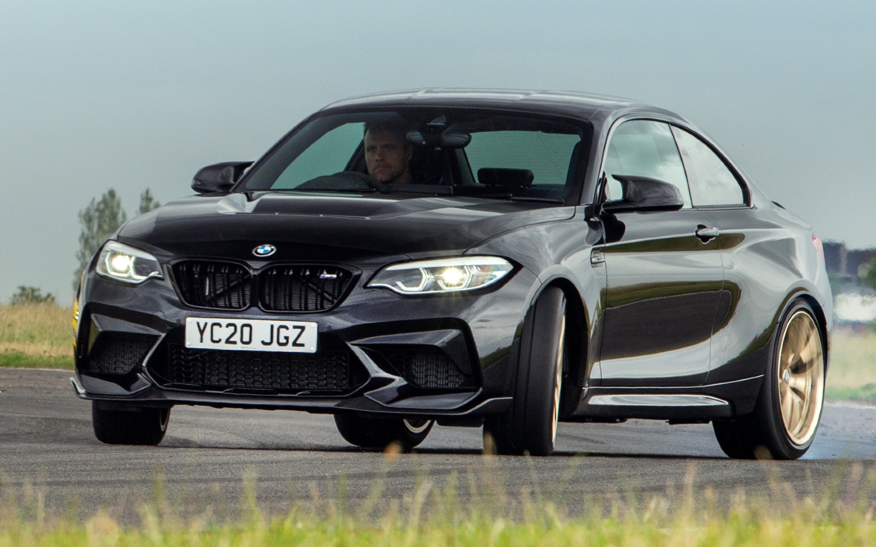 BMW M2 CS