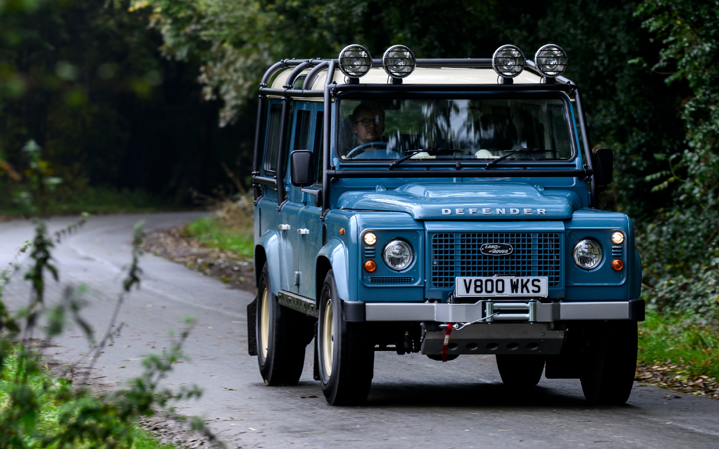 Classic Defender V8 front