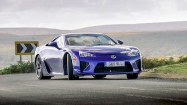 Lexus LFA v Nissan GT-R Nismo v Subaru Impreza 22B