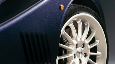 Morgan Plus Six Pinnacle Edition details