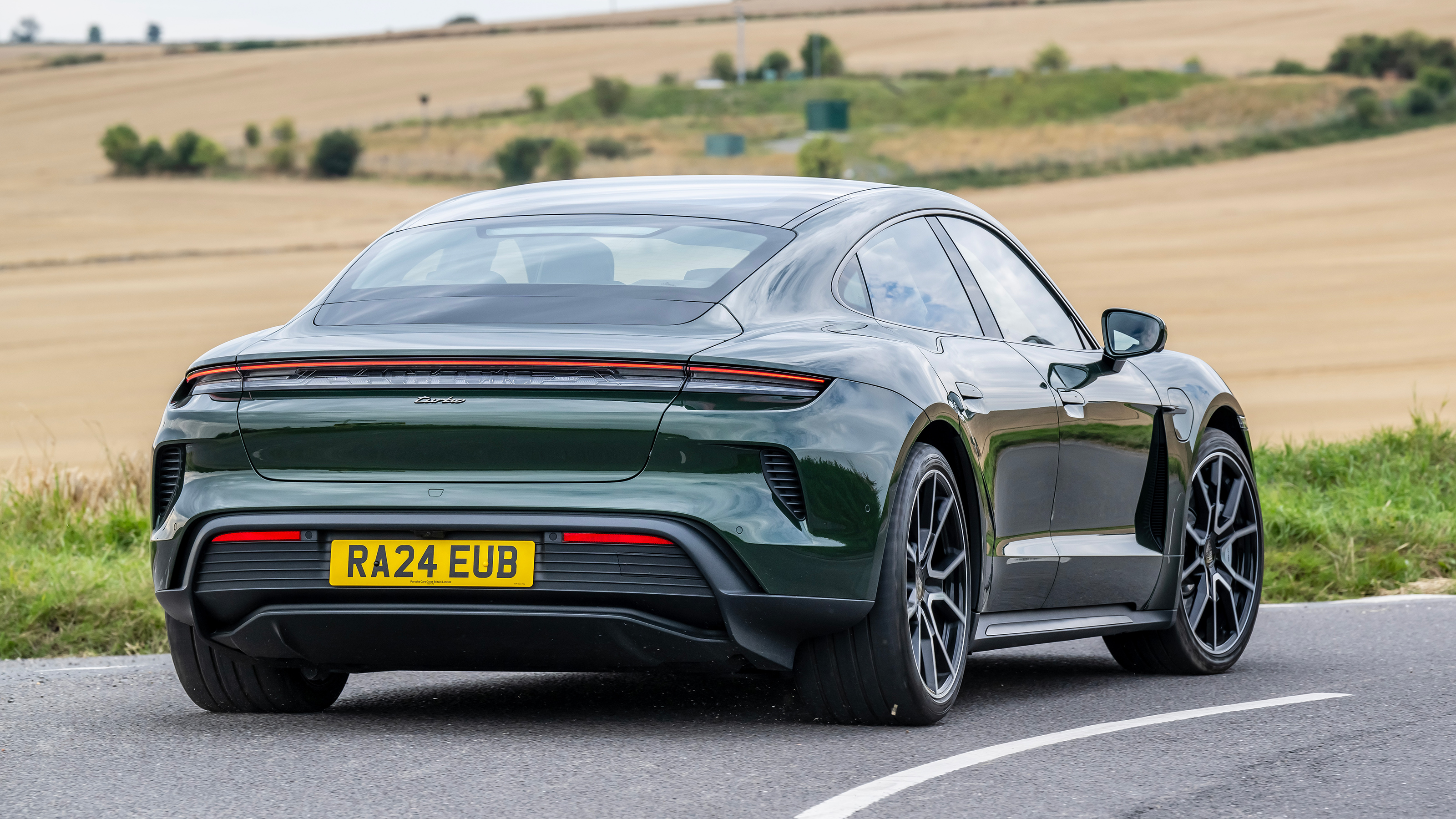 Porsche Taycan – rear