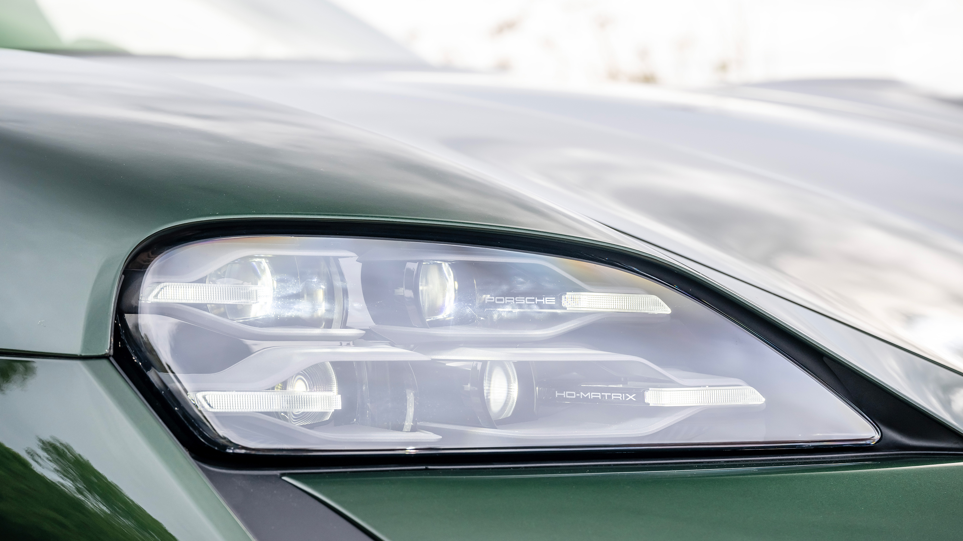 Porsche Taycan – headlight