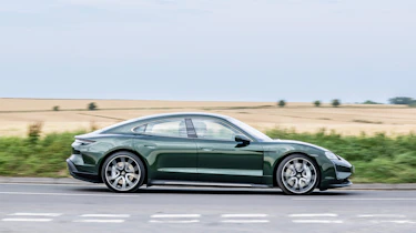 Porsche Taycan – side