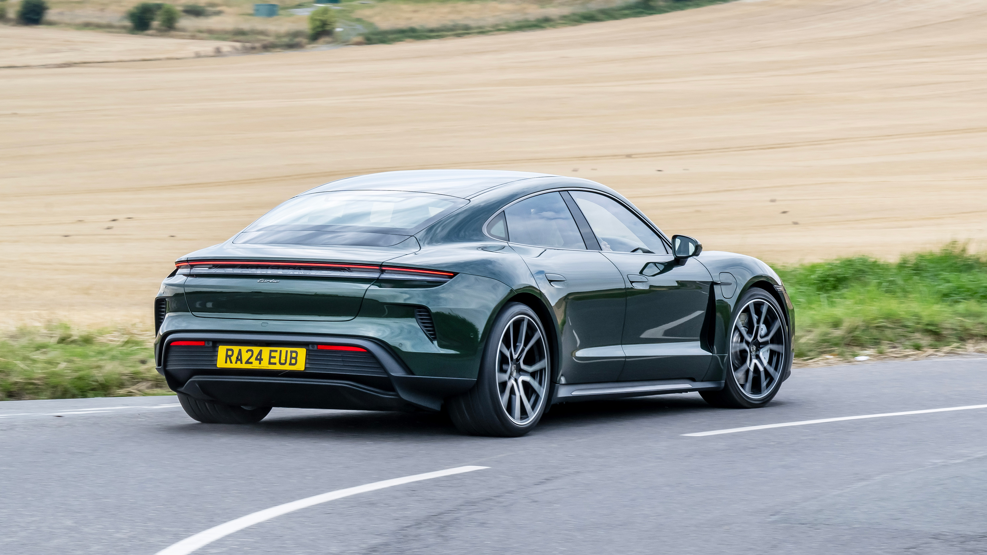 Porsche Taycan – rear