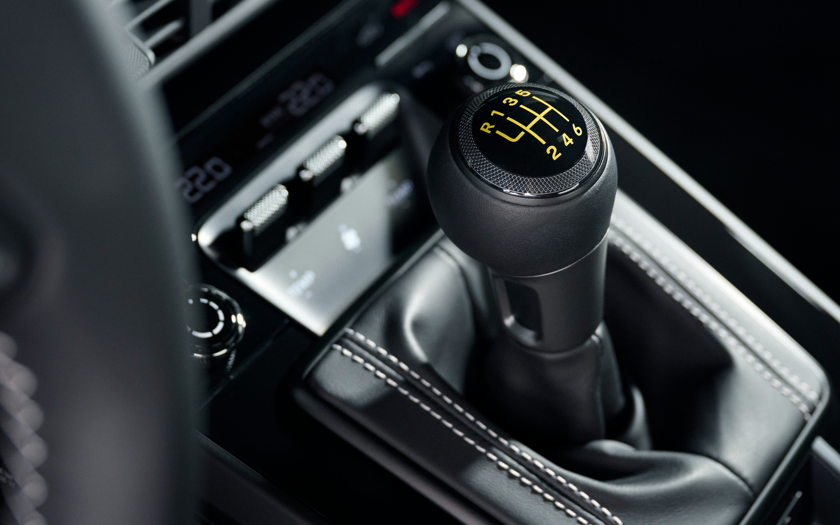 2025 Porsche 911 GT3 details