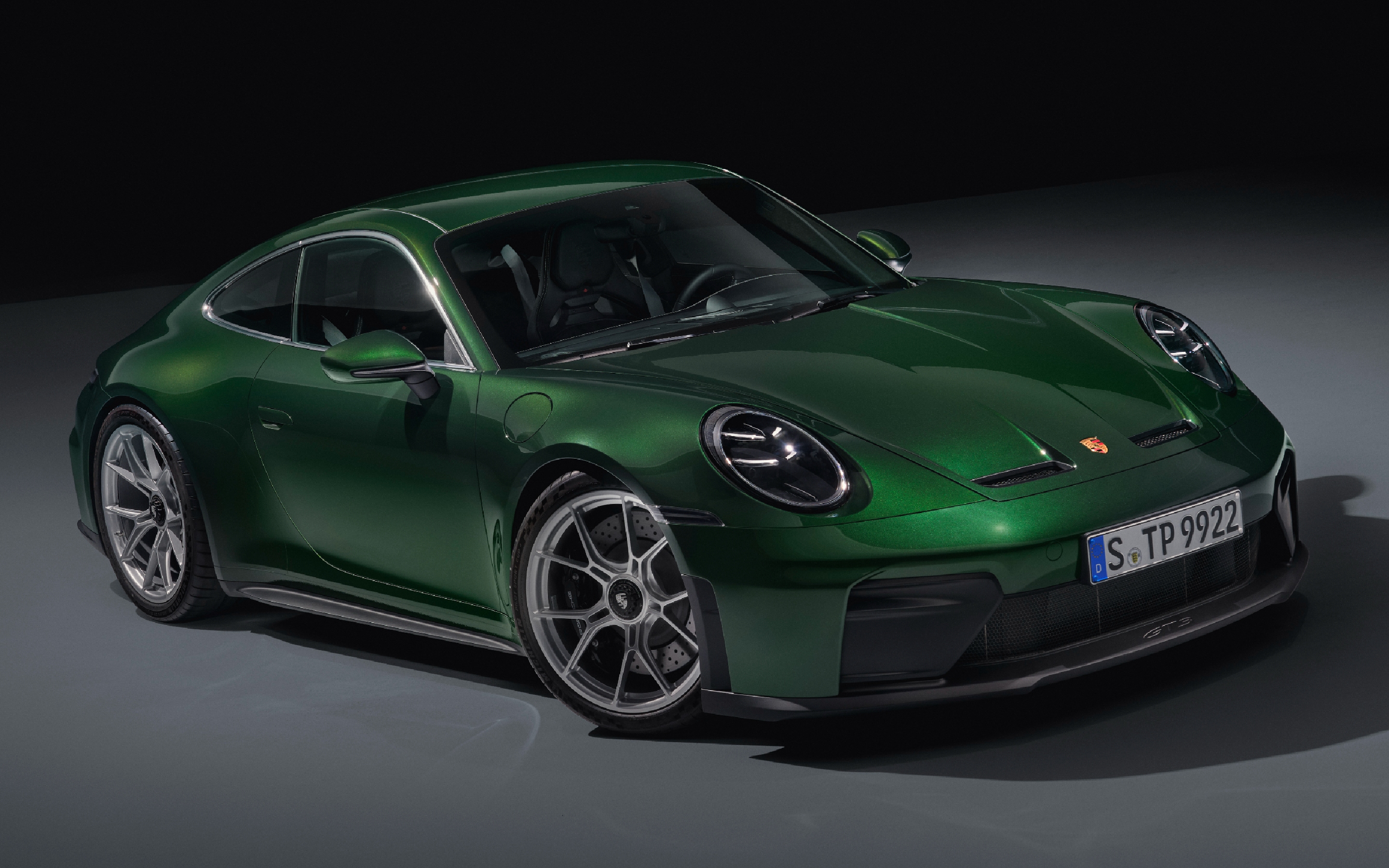 2025 Porsche 911 GT3 Touring front