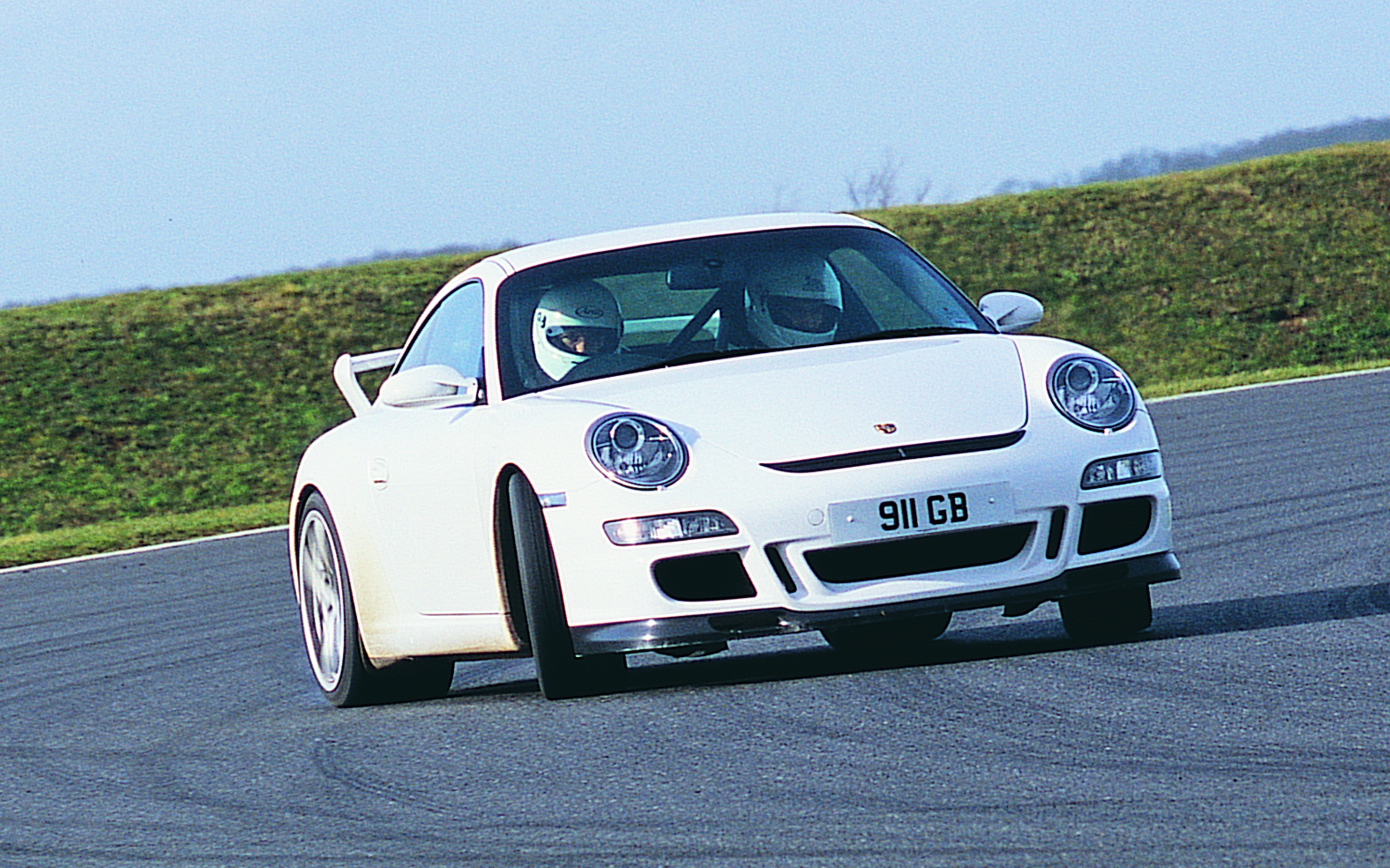 Porsche 997 GT3 front
