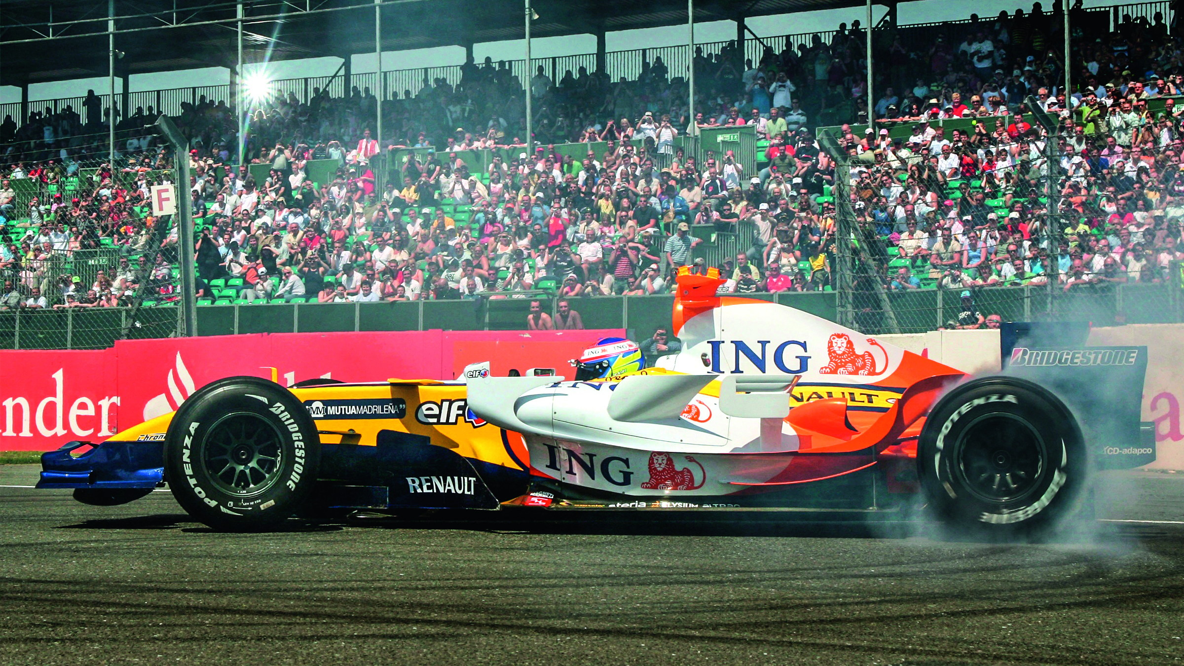 Romain Grosjean life and cars