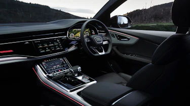 Audi Q8 – interior