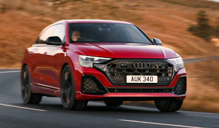 Audi Q8 – front