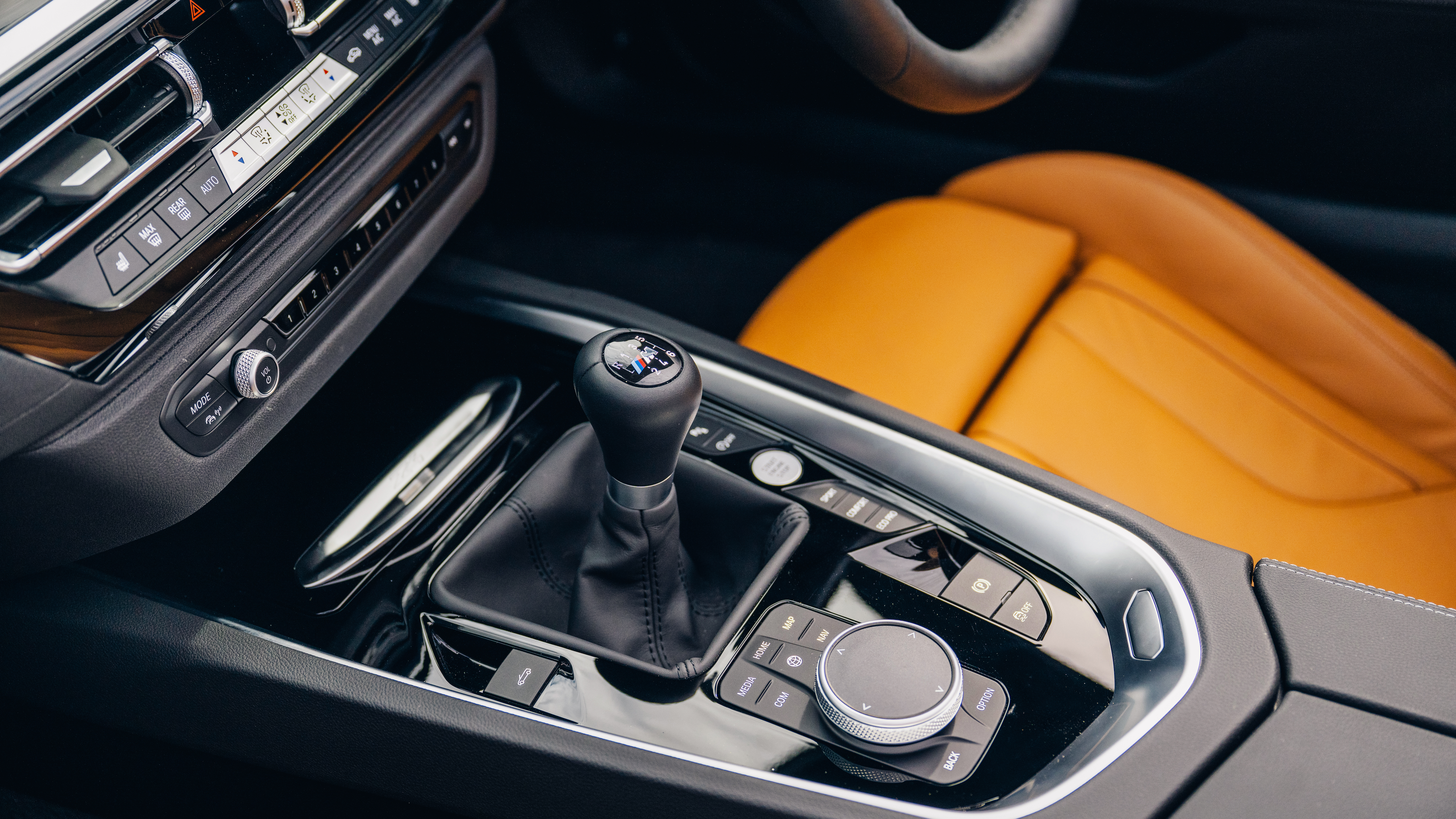 BMW Z4 M40i Handschalter and Toyota Supra