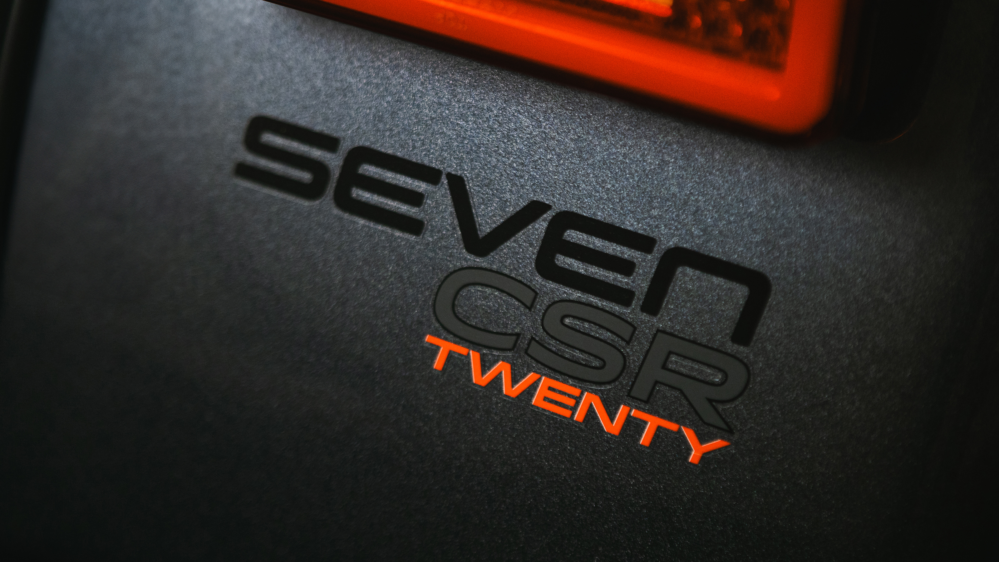 Caterham Seven CSR Twenty – badge
