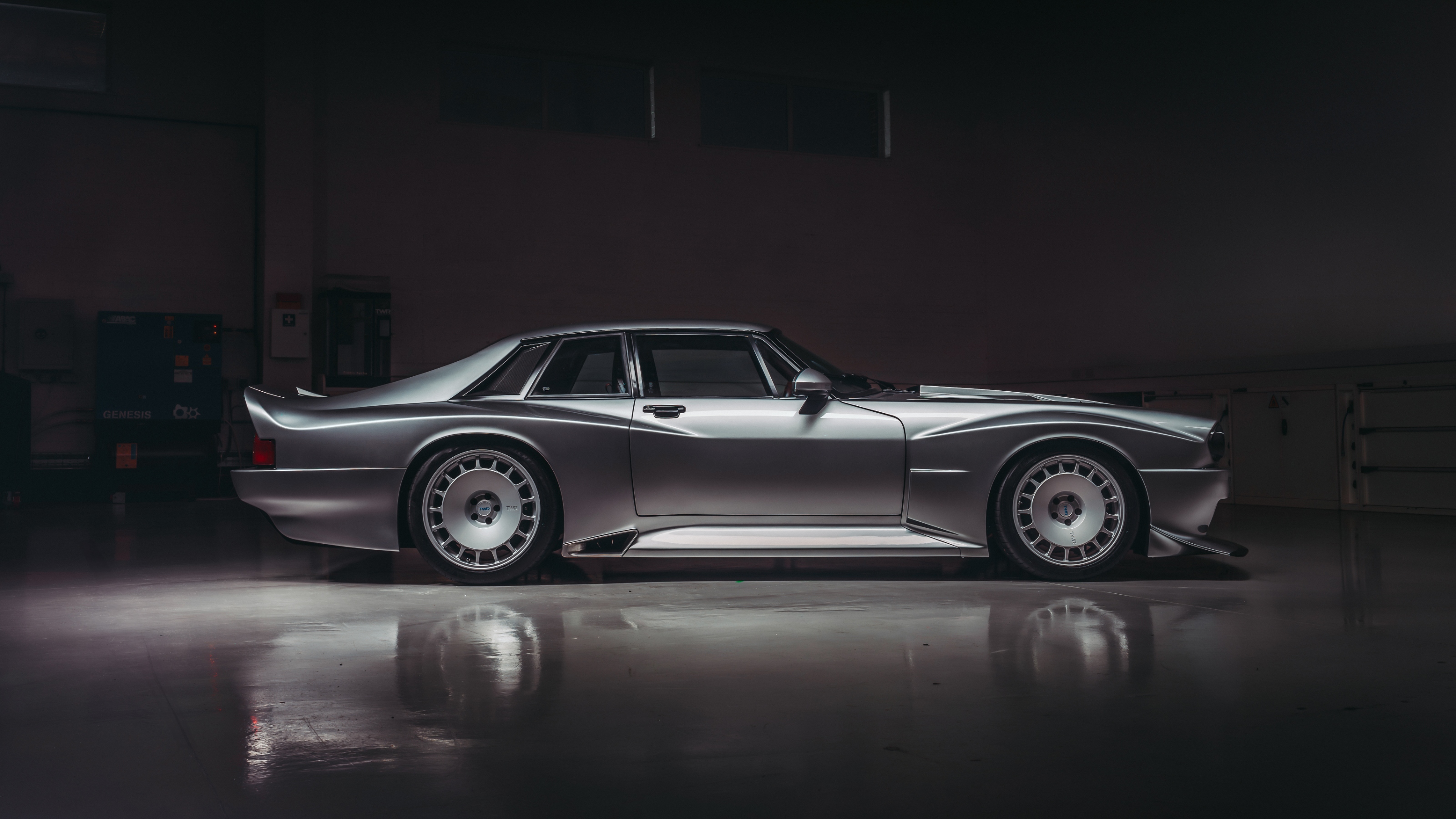 TWR Supercat Jaguar XJS side