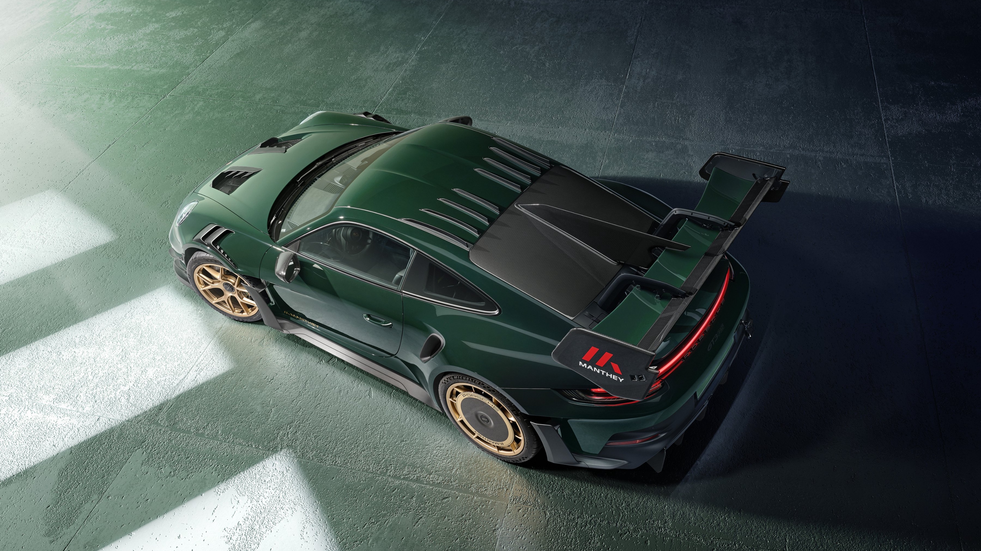Porsche 911 GT3 RS Manthey Kit rear