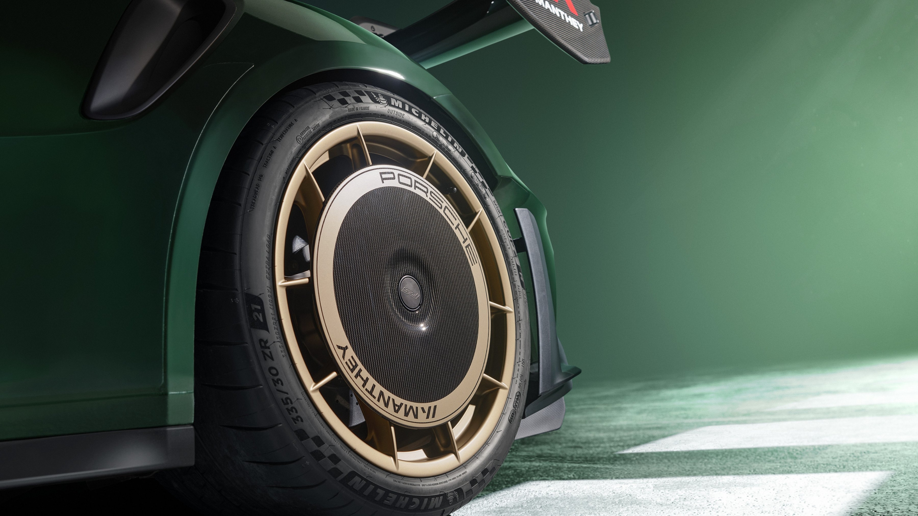 Porsche 911 GT3 RS Manthey Kit wheels