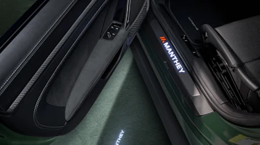 Porsche 911 GT3 RS Manthey Kit details