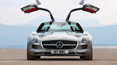 Mercedes-Benz SLS AMG